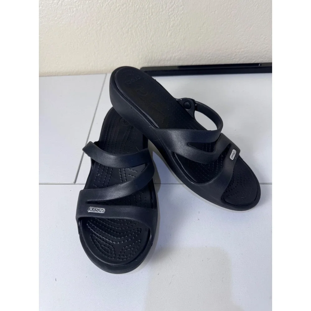 Crocs Patricia Strappy Wedge Sandals Women Size 8 Comfort Lightweight Casual